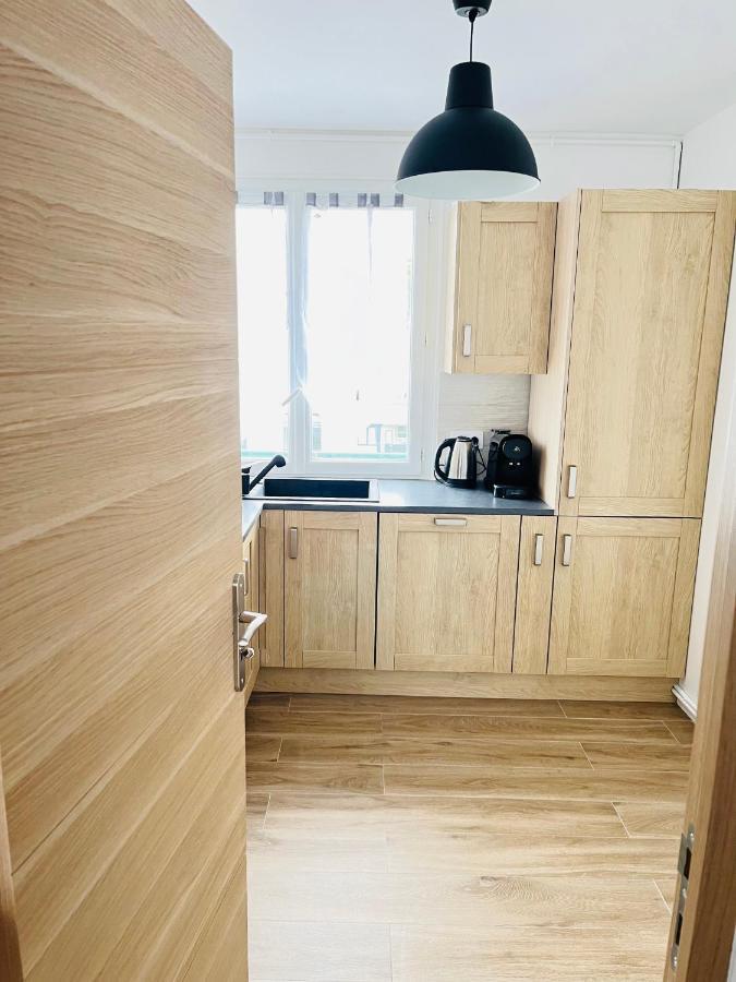 Appartement Spacieux Clichy-sous-Bois Eksteriør billede