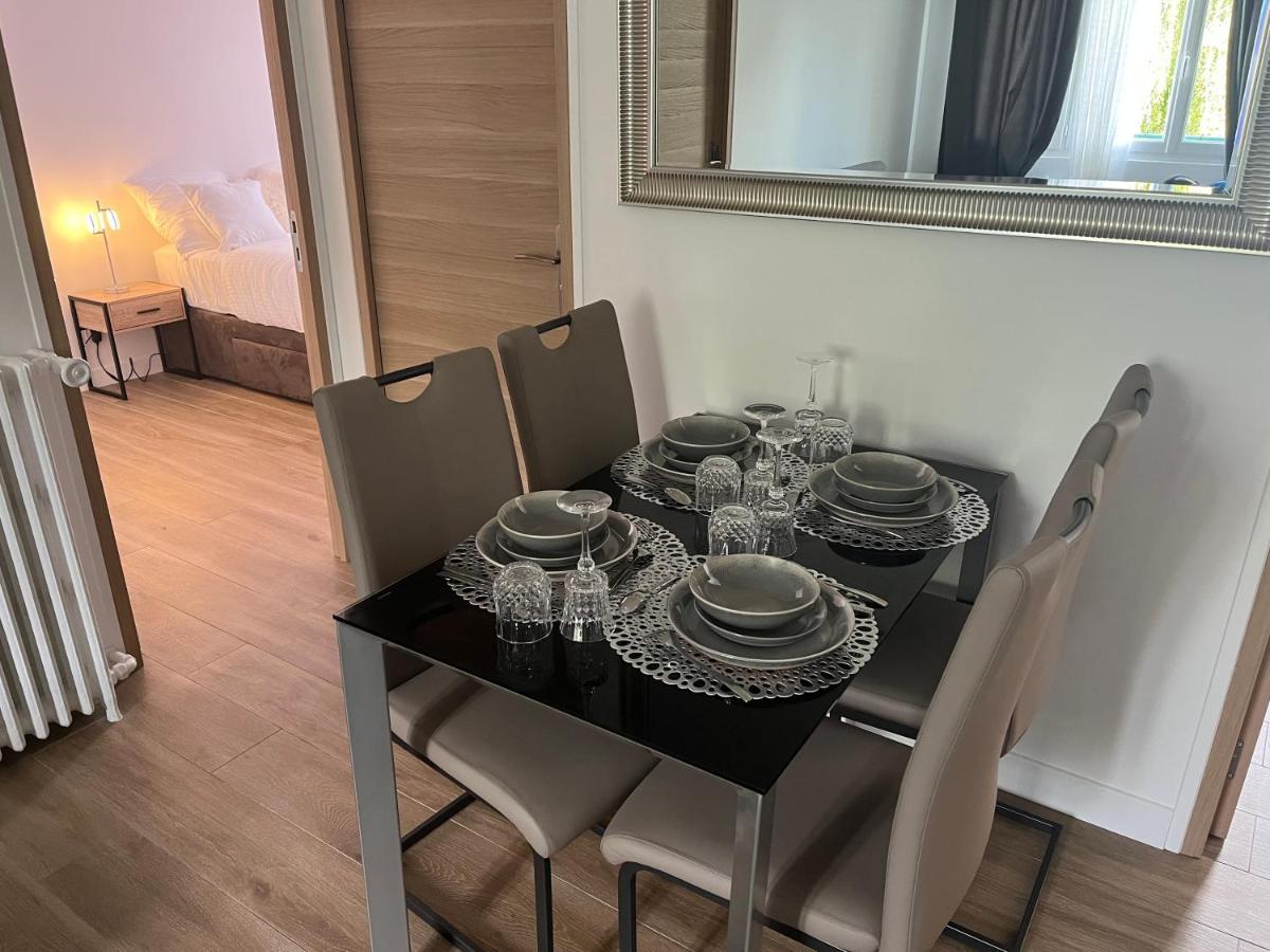 Appartement Spacieux Clichy-sous-Bois Eksteriør billede