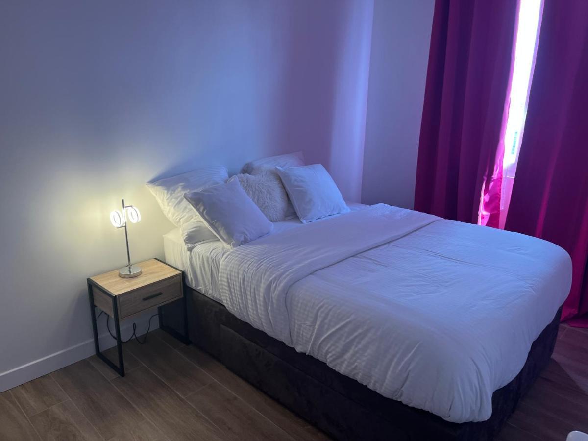 Appartement Spacieux Clichy-sous-Bois Eksteriør billede