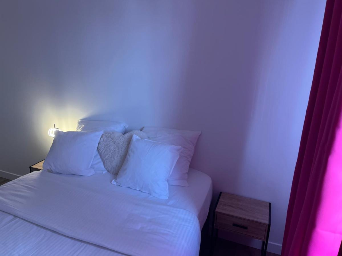 Appartement Spacieux Clichy-sous-Bois Eksteriør billede